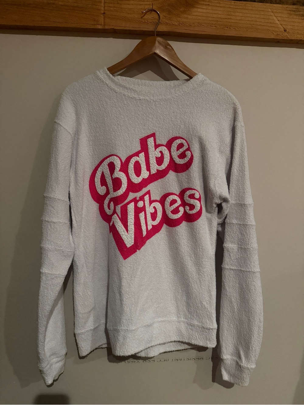 Pacifica White Crewneck Sweater with Hot Pink "Babe Vibes" Graphic
